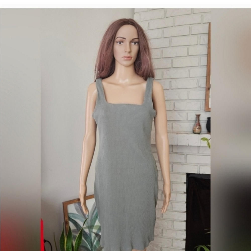 Madewell dress Medium sage green sleeveless square neck stretch ribbed midi